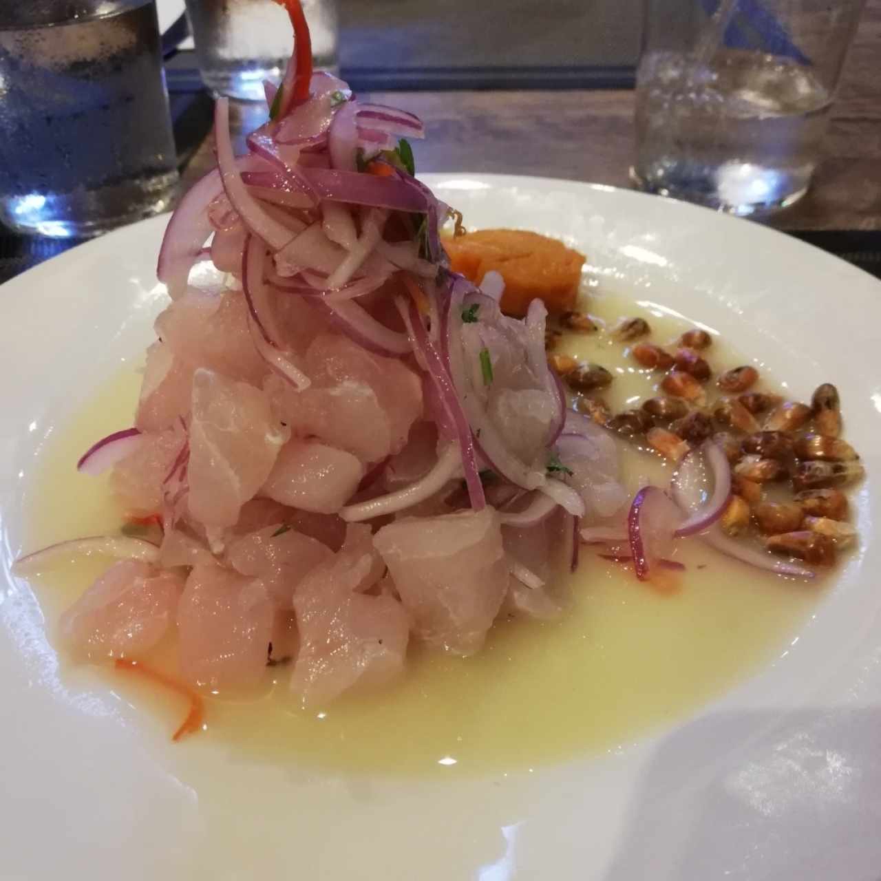 ceviche con leche de tigre