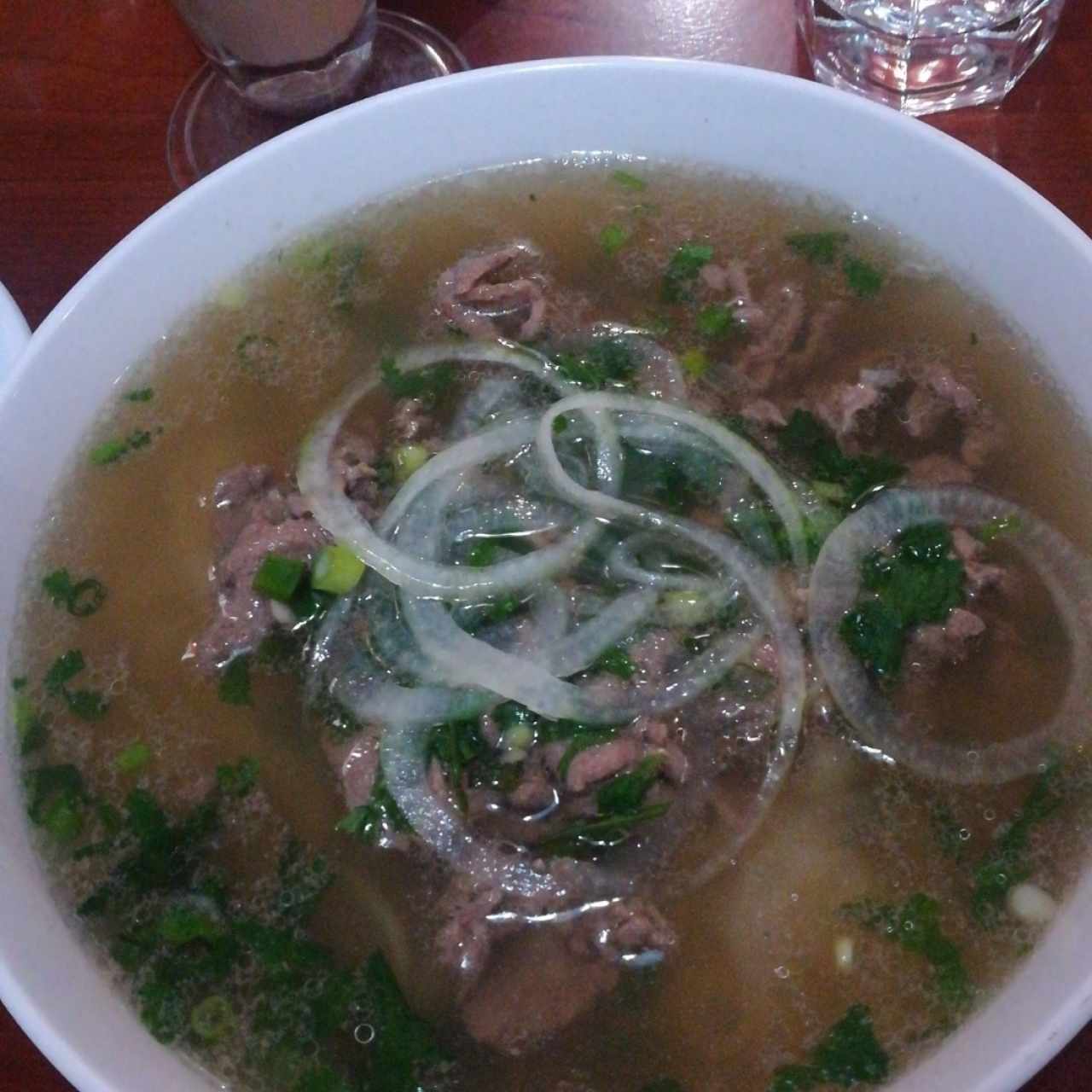 sopa de carne salteada