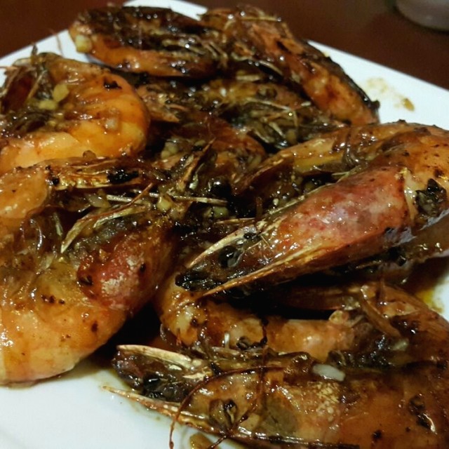 Camarones salteados con ajo