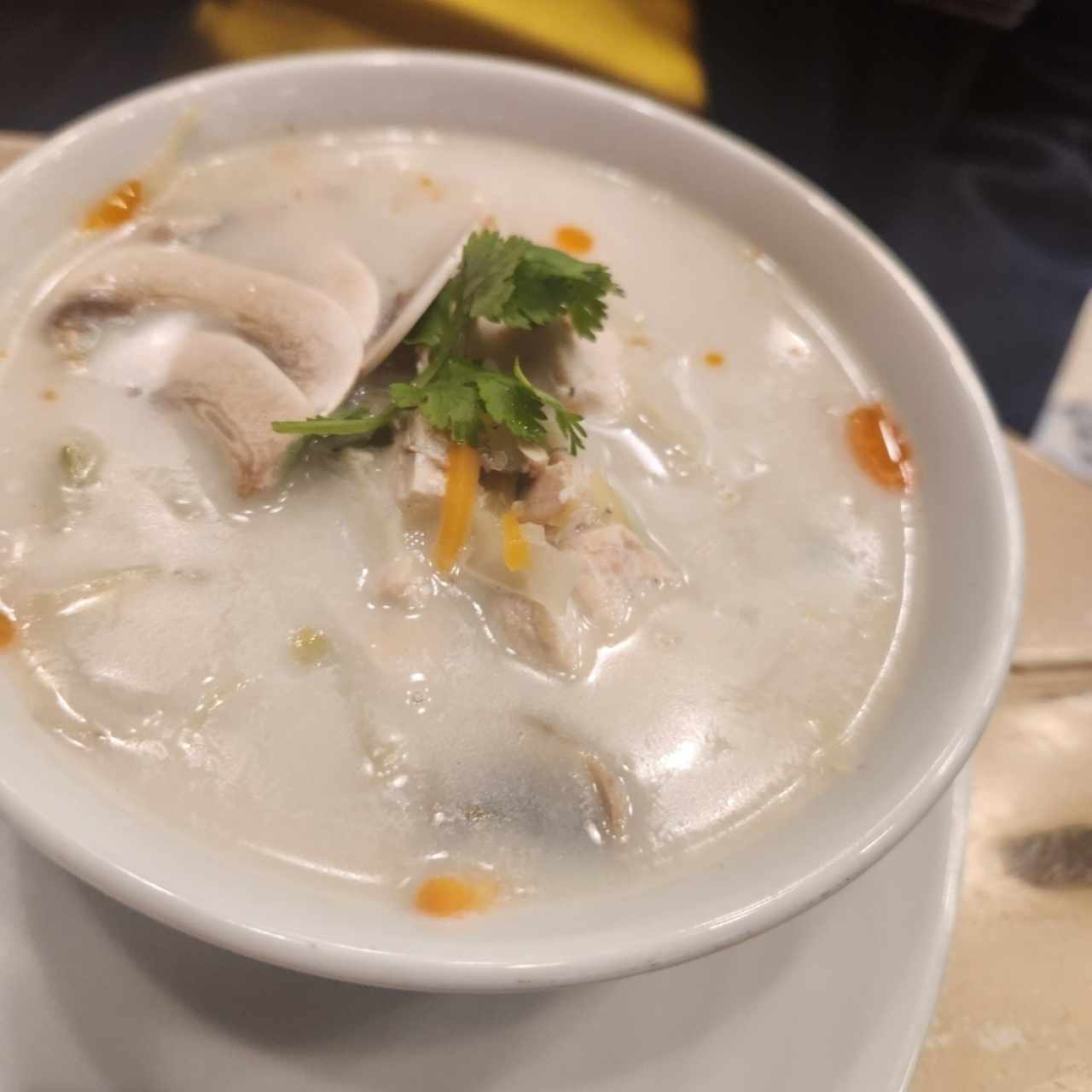 Sagradas Sopas - Tom Kha Gai