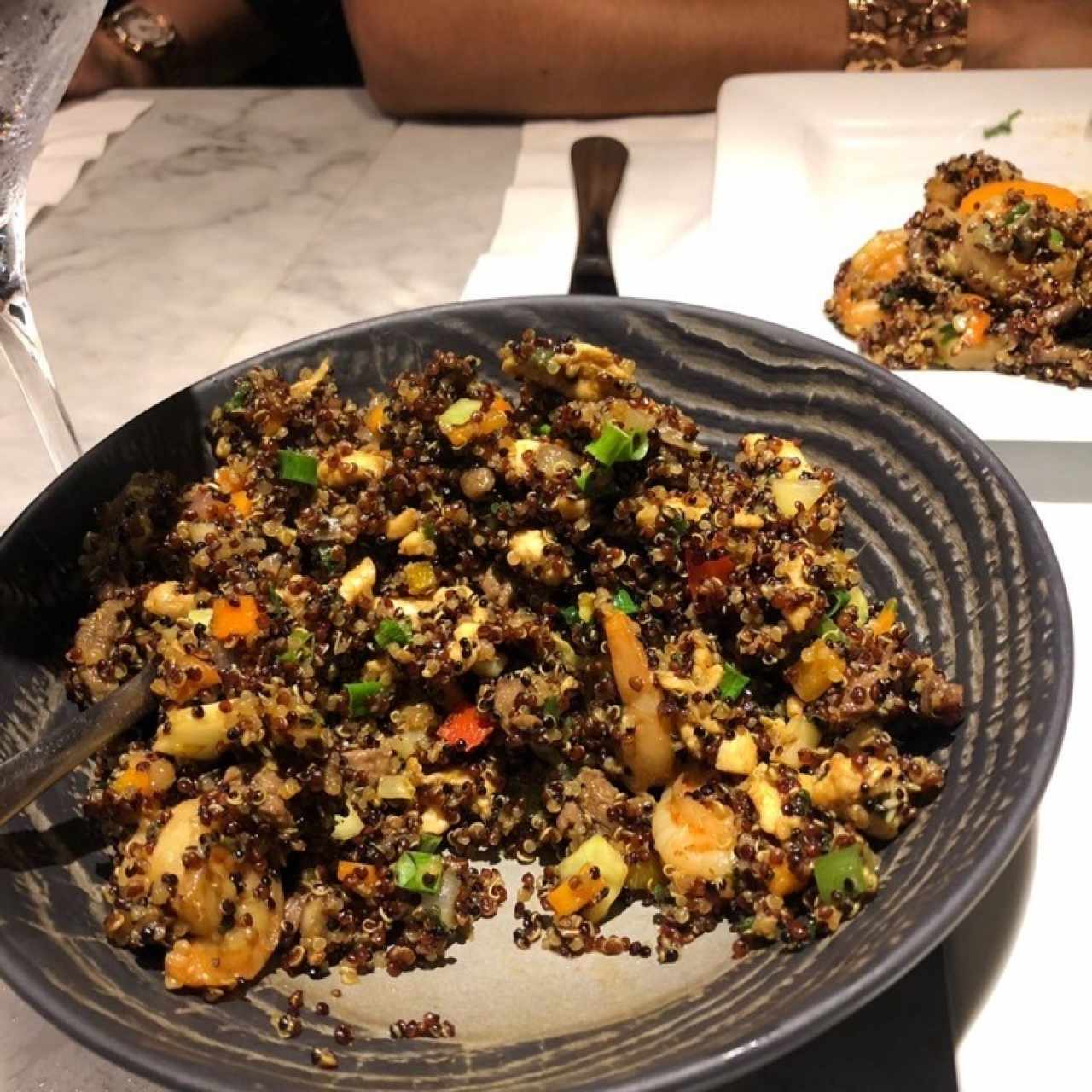 Yakimeshi de quinoa