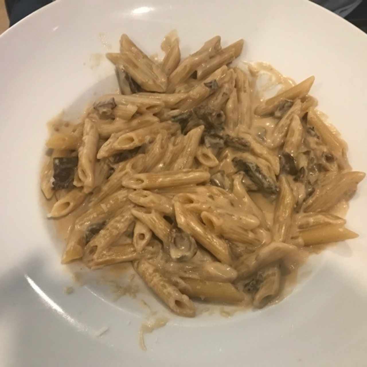 penne con hongos secos