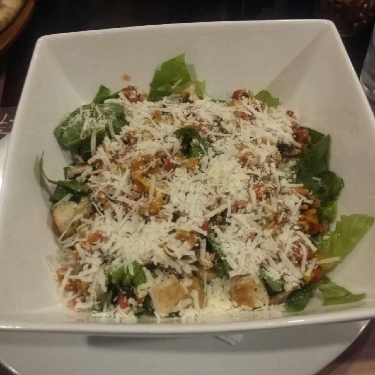 ensalada caesar con pollo