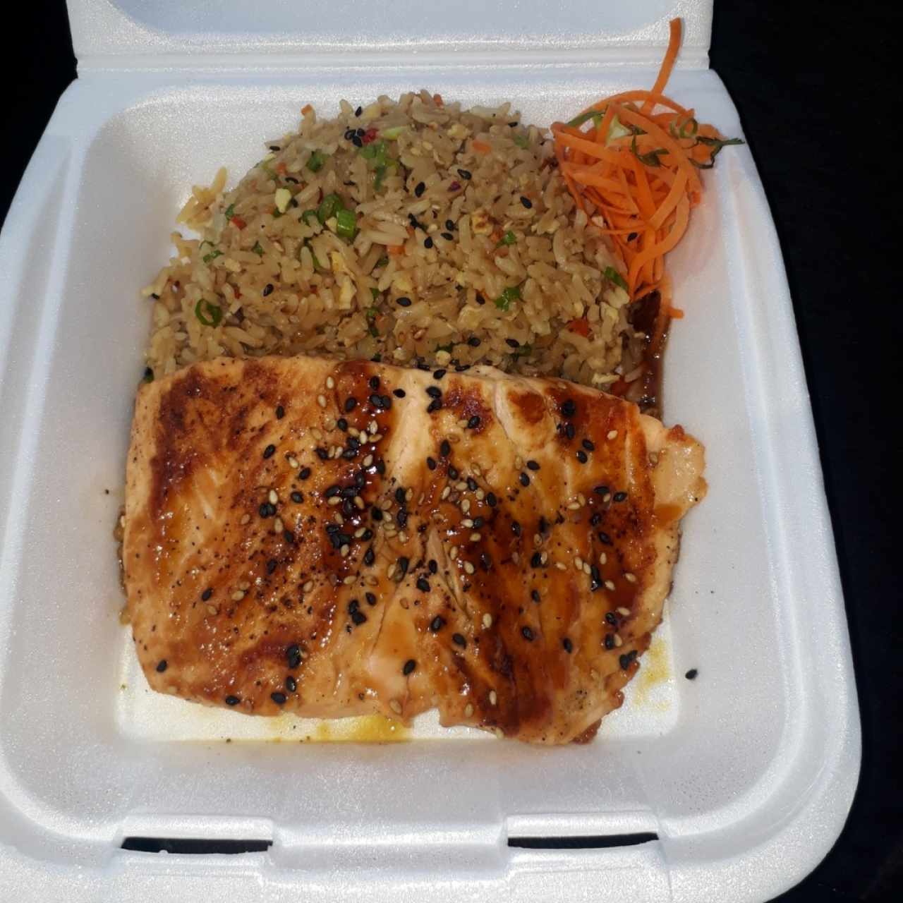 Salmón Teppan yaki