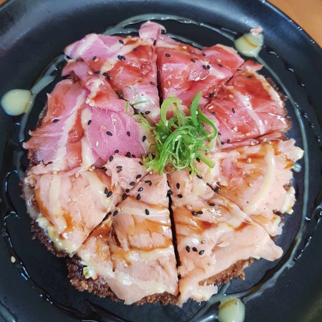 sushi pizza