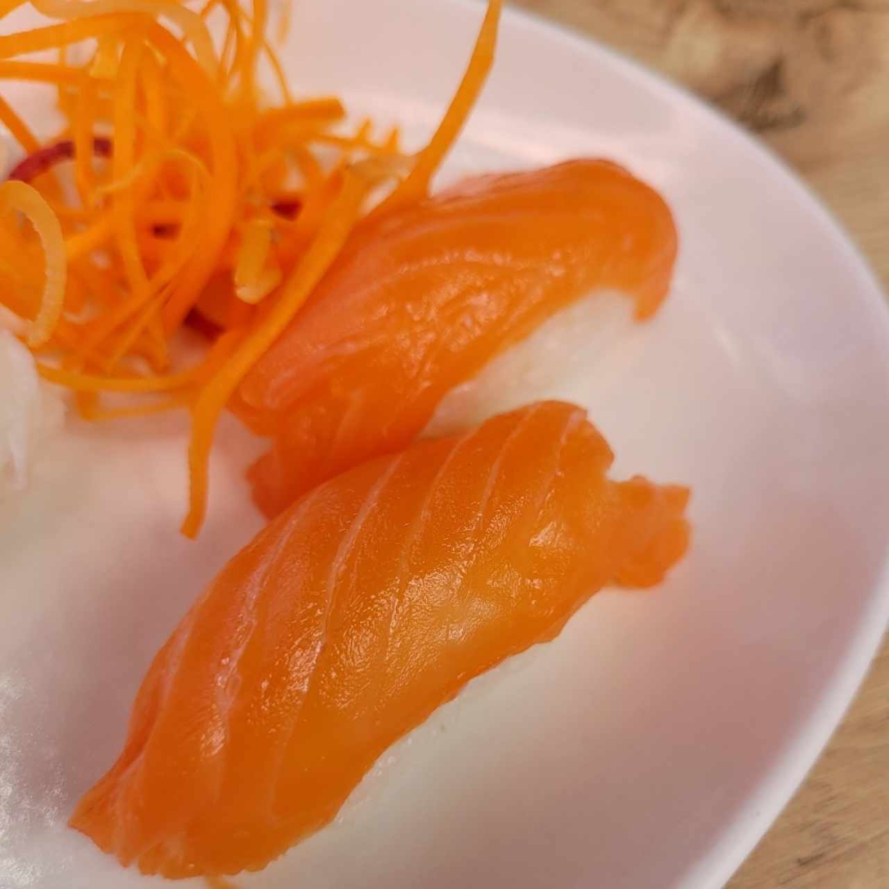 Nigiri sushi - Sake salmón 