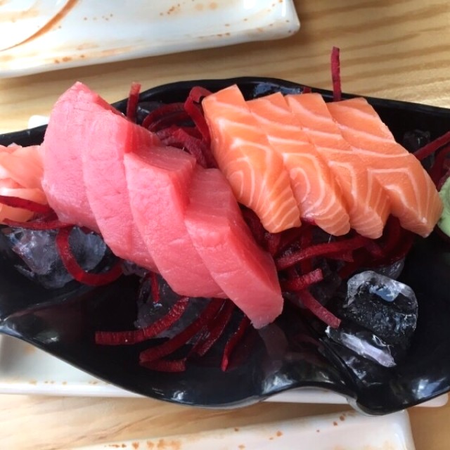 Sashimi de Atún y Salmón