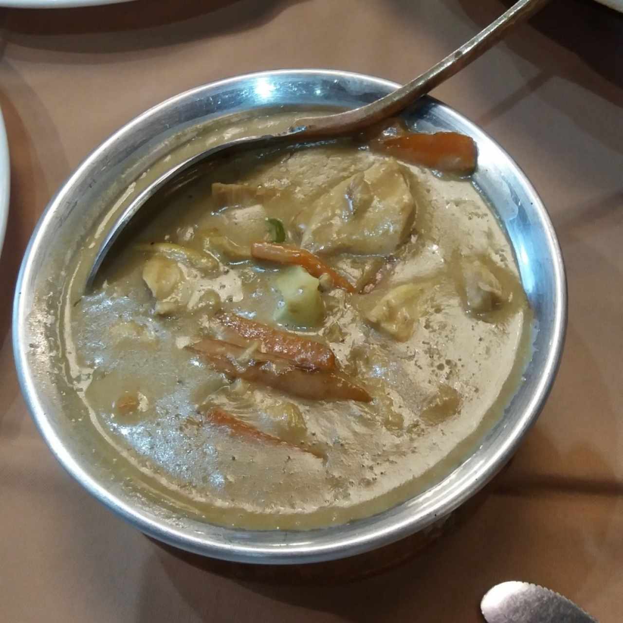 Pollo al curry con coco