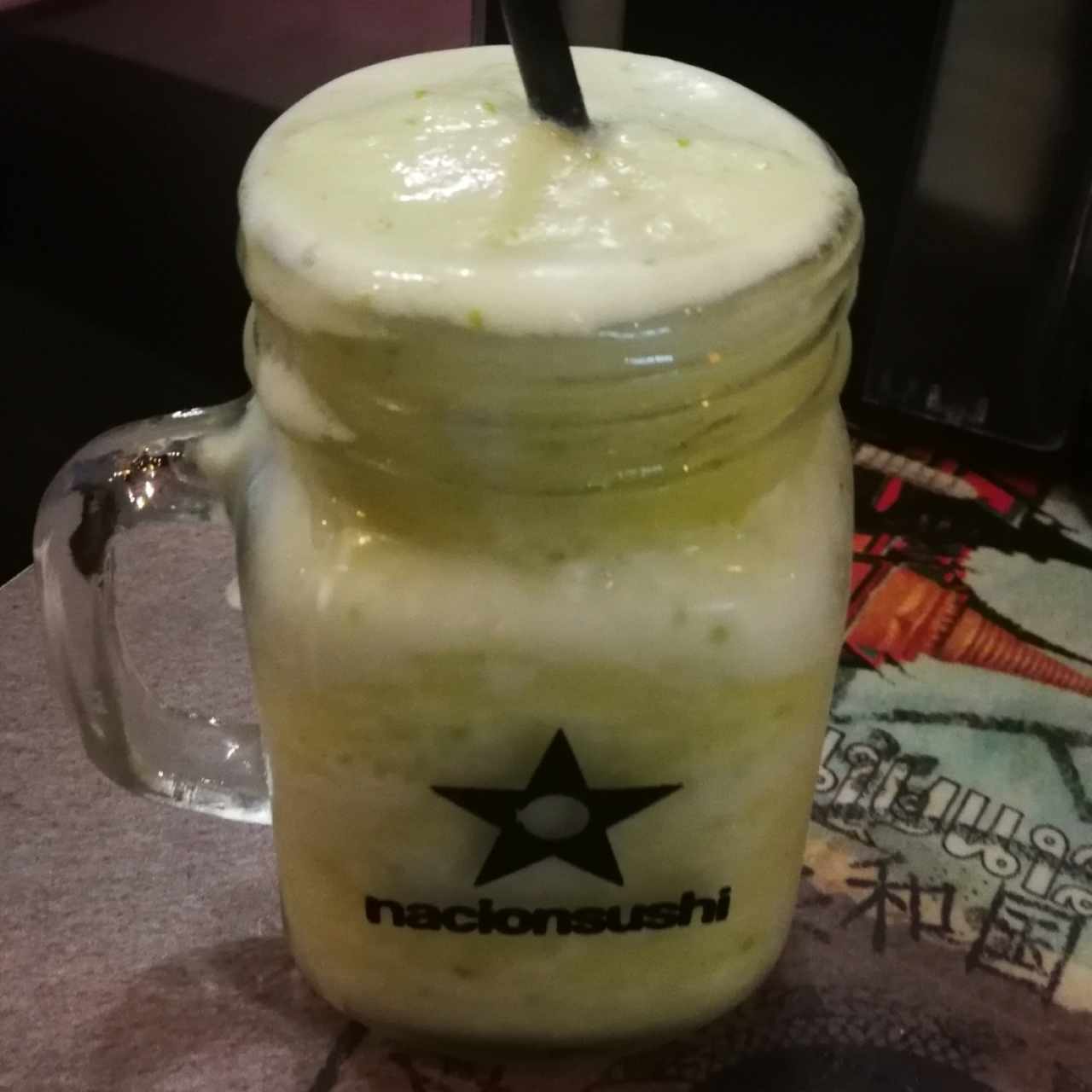 Jugo de manzana verde, piña y jengibre