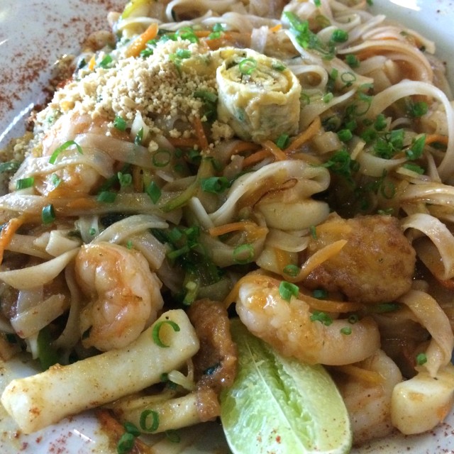 Pad thai de mariscos