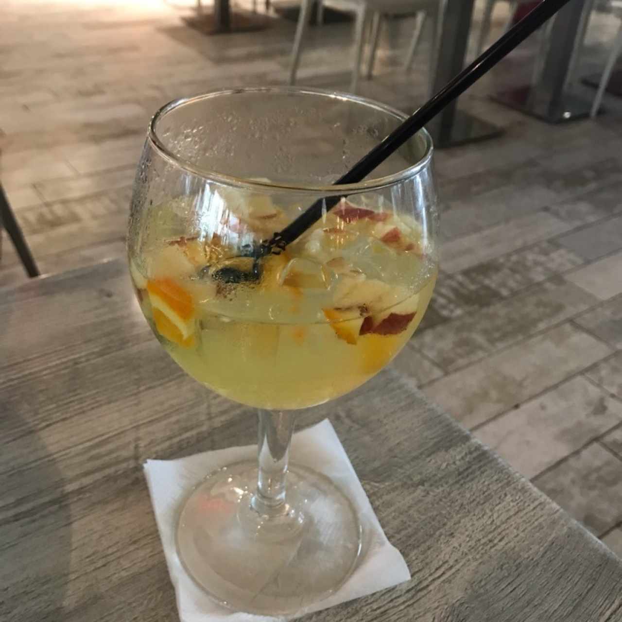 Sangria Agliorosso (vino blanco)