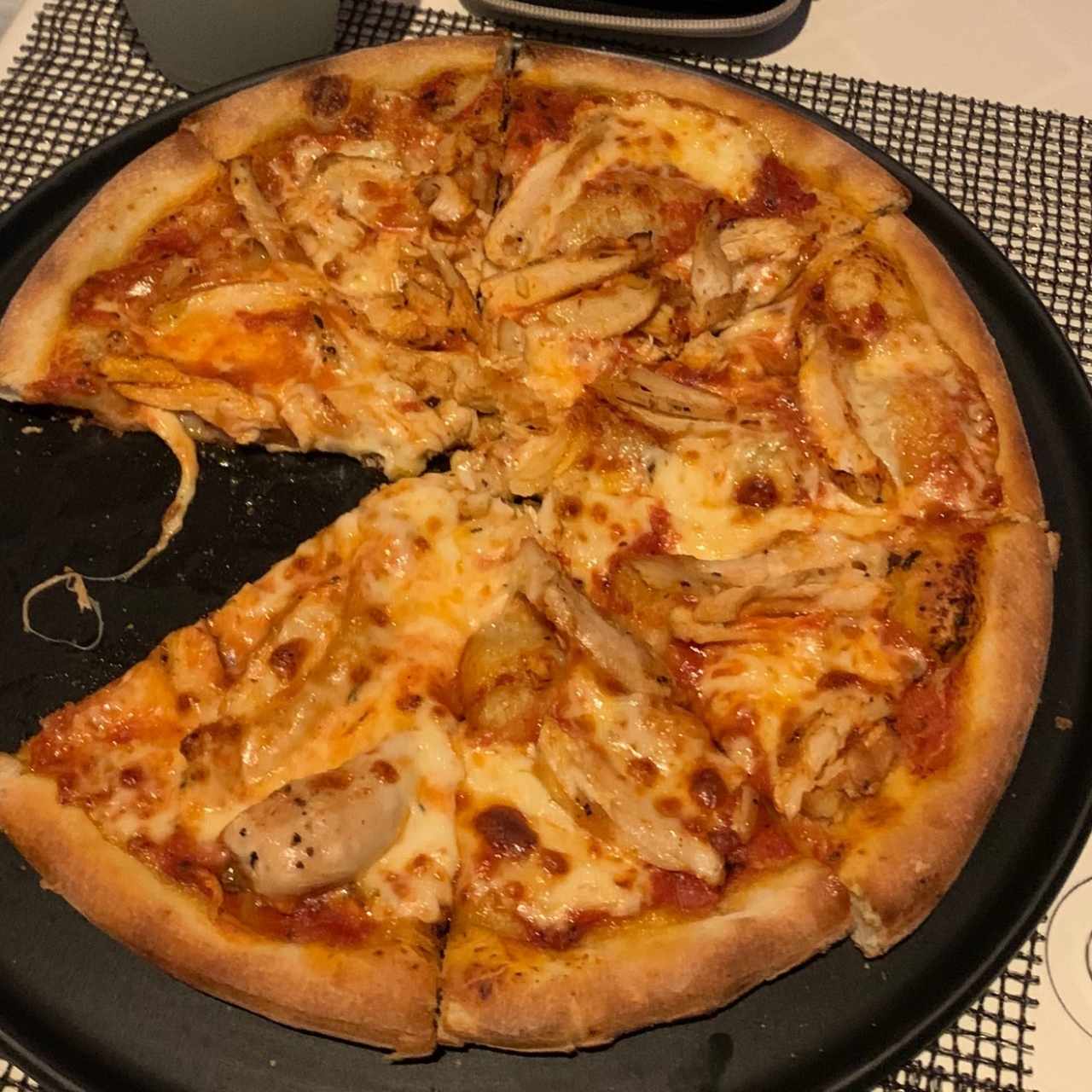 pizza margarita con pollo