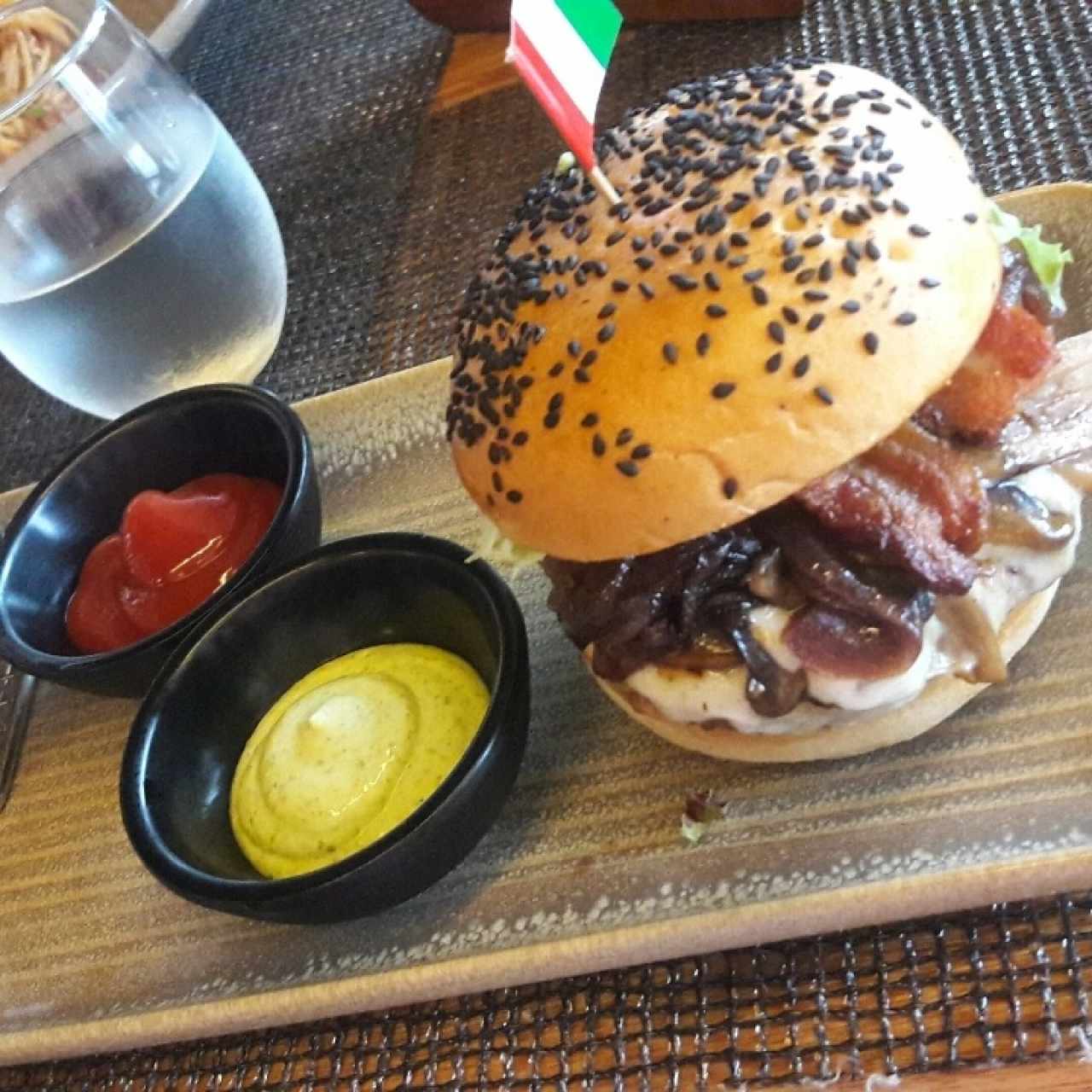 Magic Sicily / CiaoBella Burger