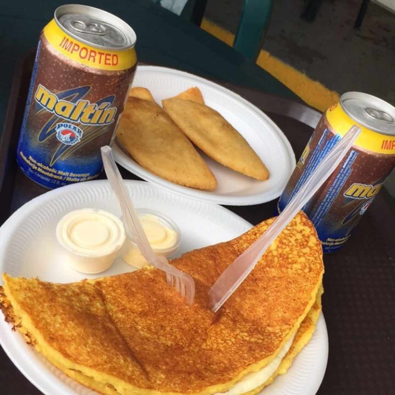 cachapas, empanadas y maltas