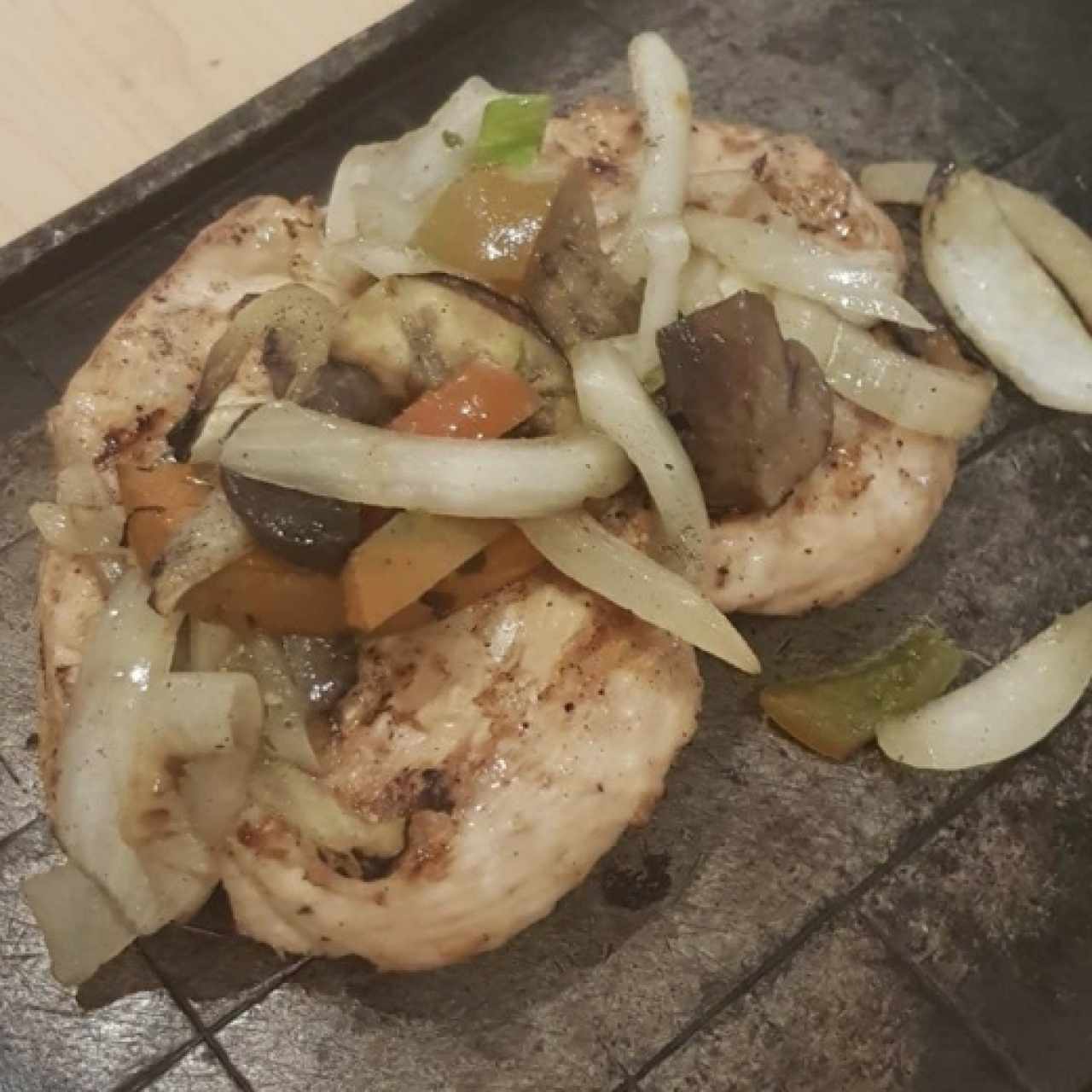 Pollo con vegetales