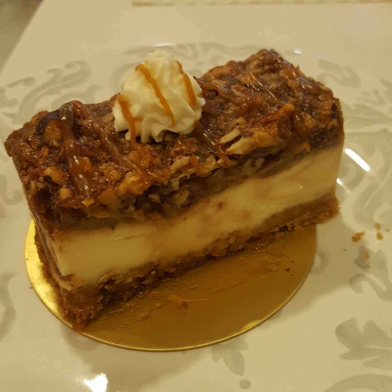 Pecan Cheesecake