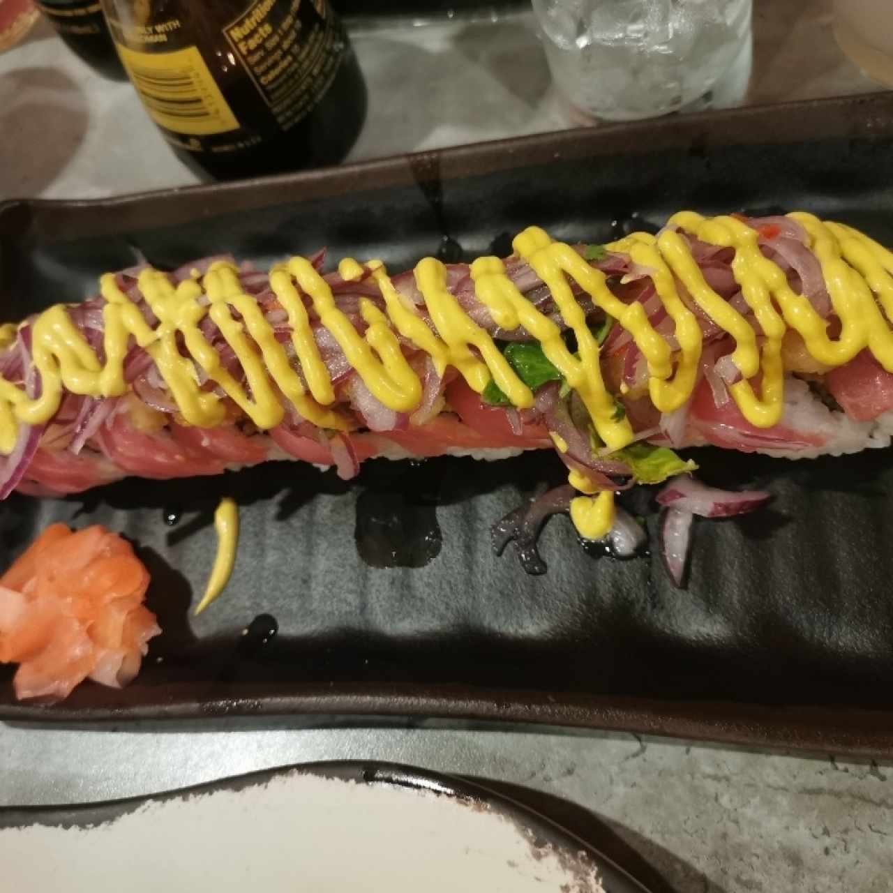 Sushi acevichado