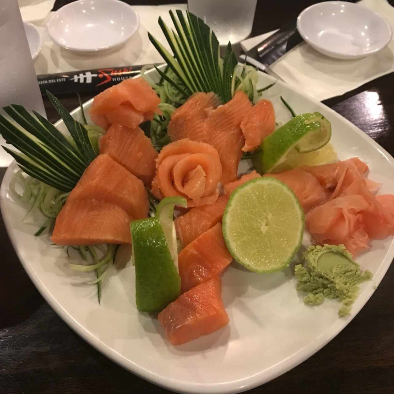 Sashimi de Salmon fresco, corte grueso