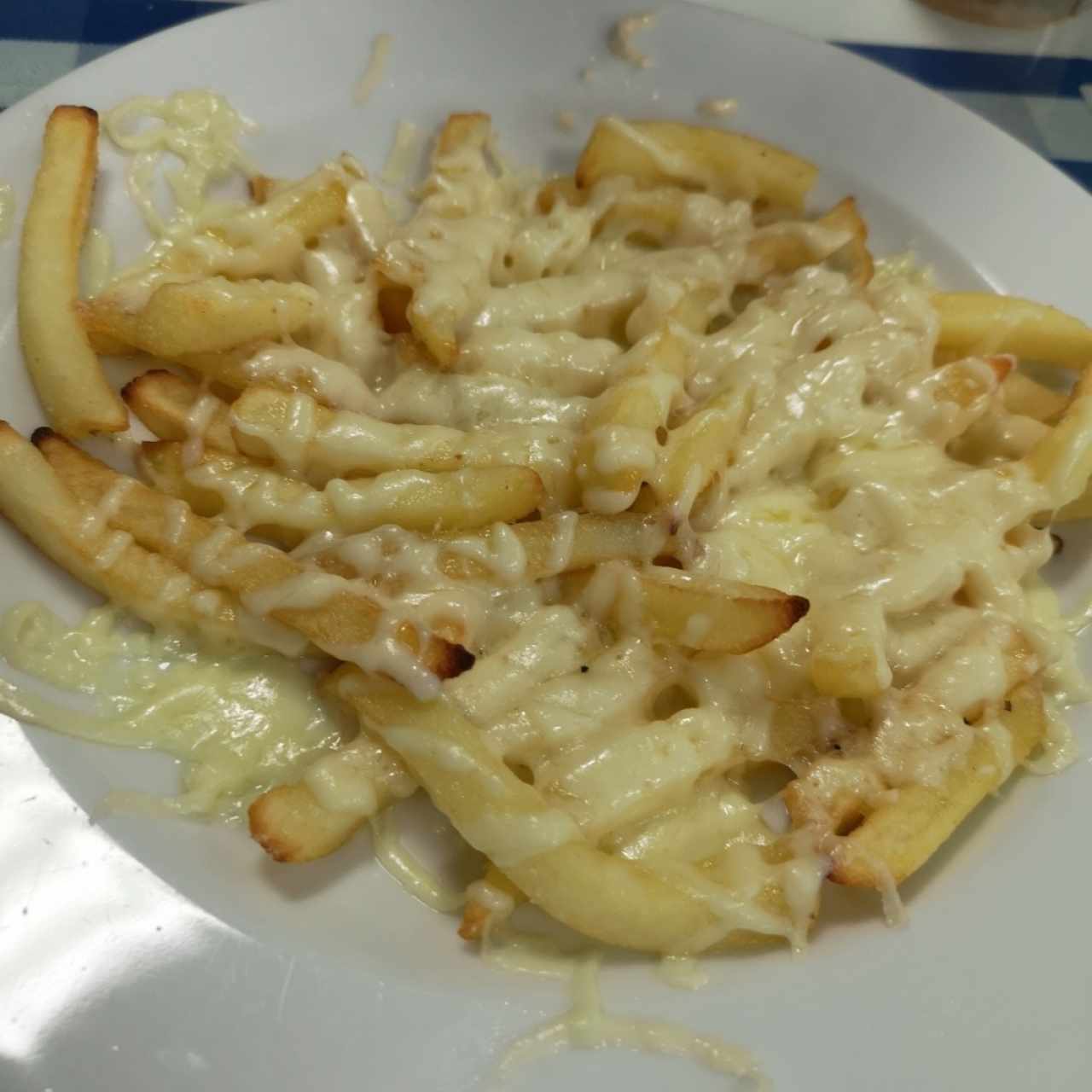 papas con queso mozarella