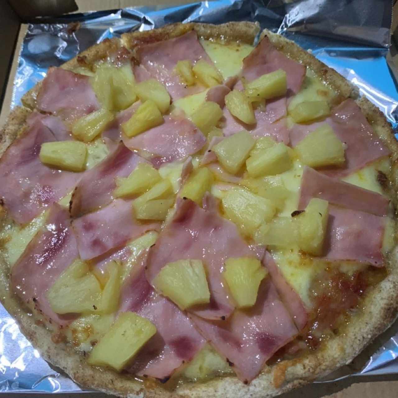 pizza hawaiana