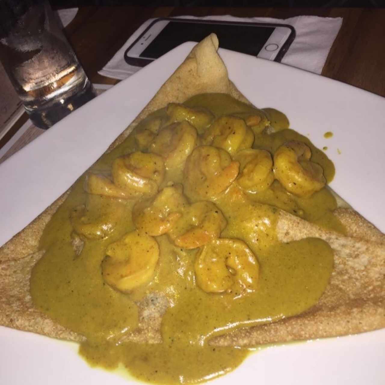 salsa curry con espinaca y camaron