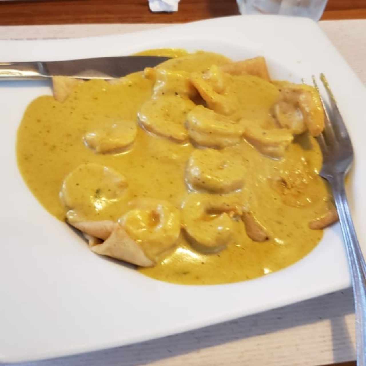 Crepa de Camarones al curry