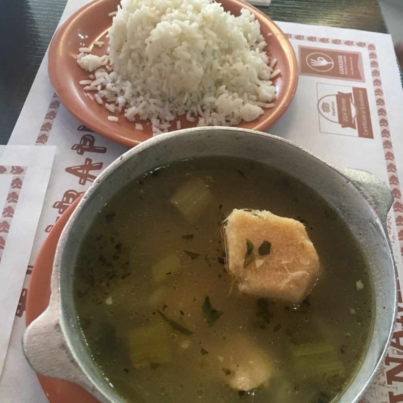 sancocho chico con arroz blanco