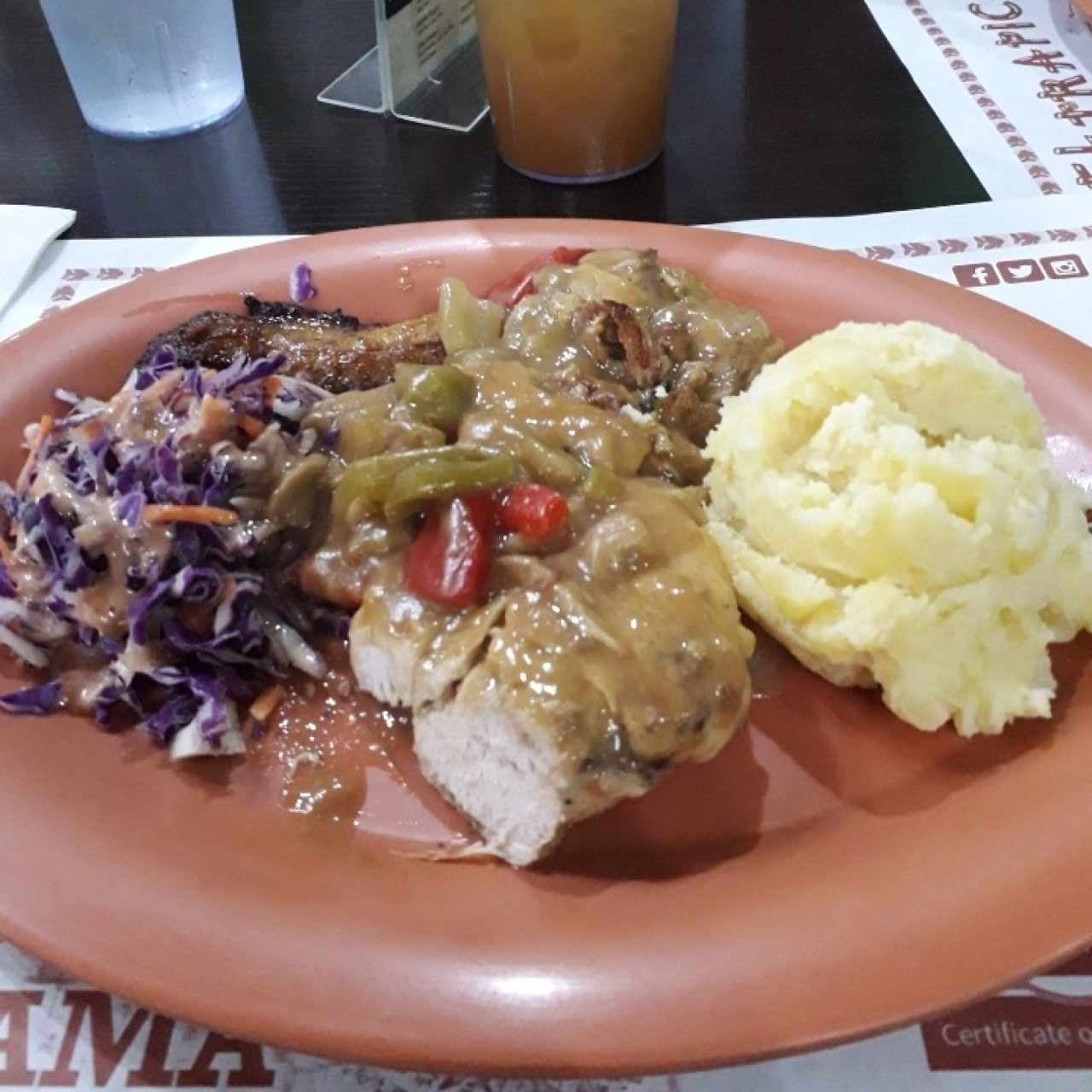 pollo con hongos 