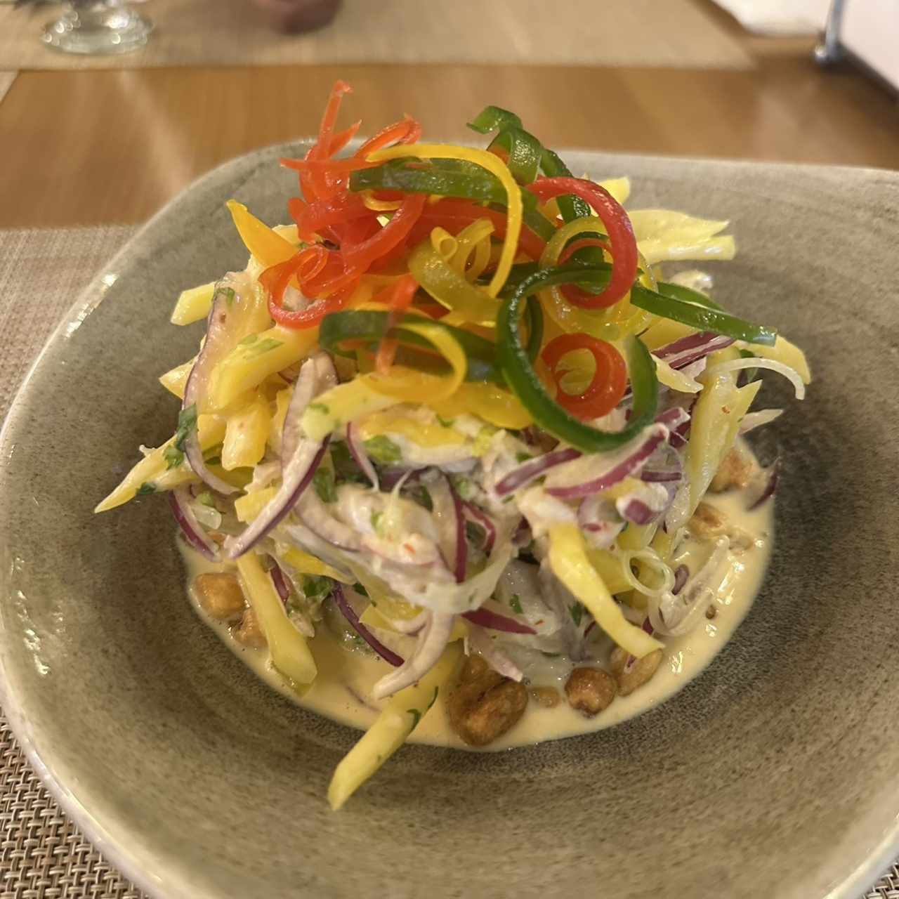 CEVICHE PERUANO FUSIÓN DE CORVINA