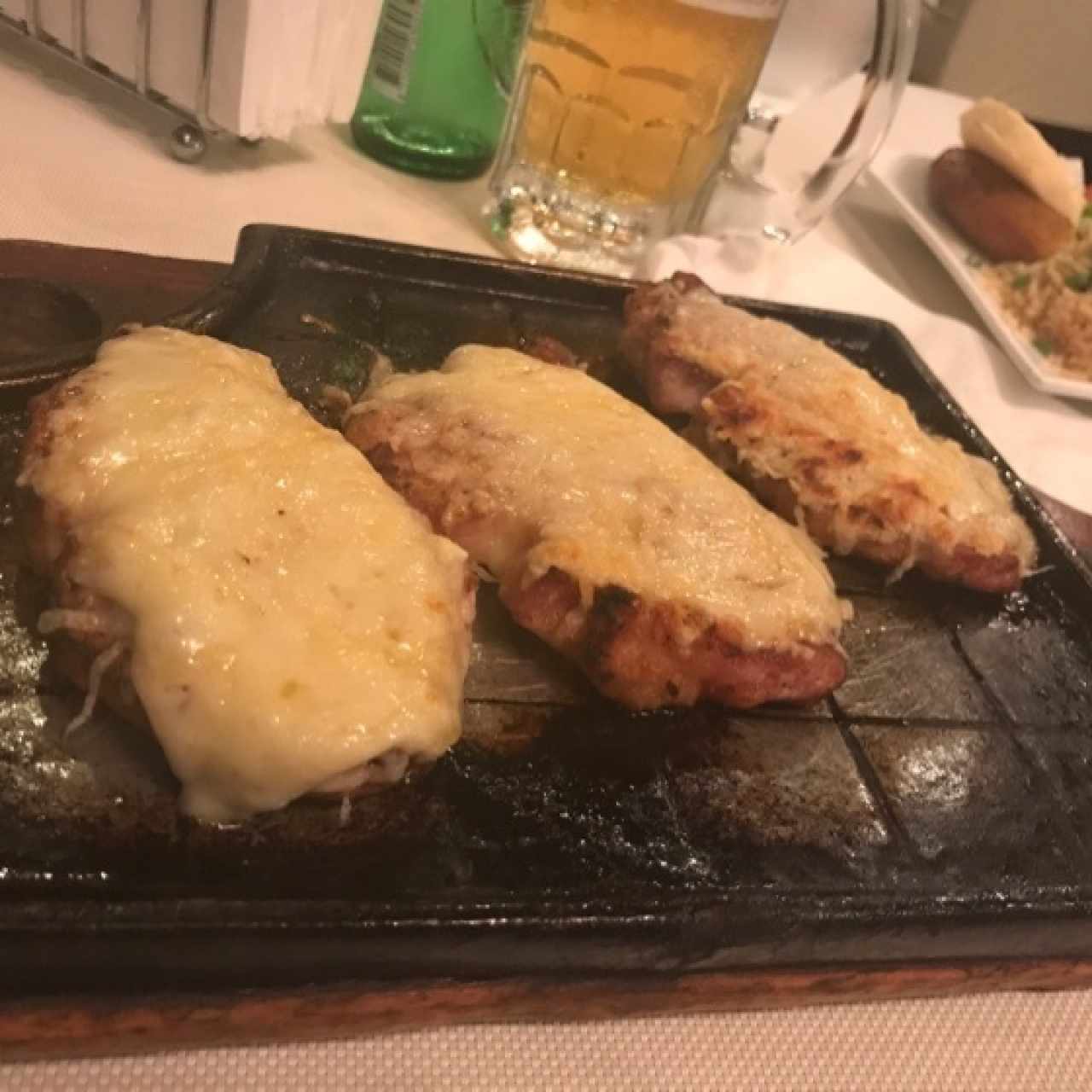 medallones de cerdo gratinado