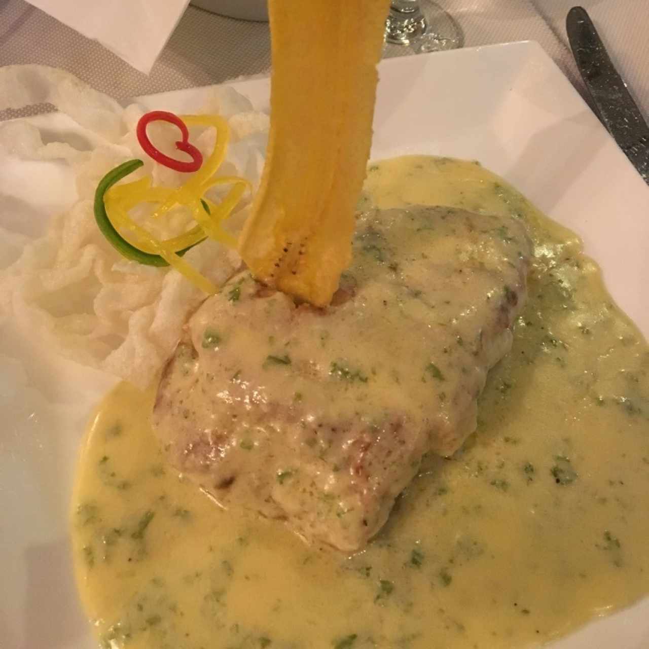 filete de corvina al ajillo 