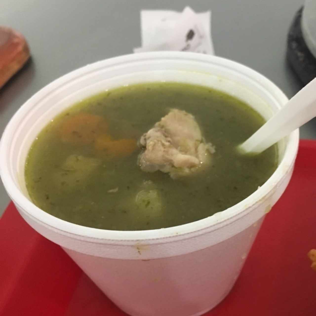 Sopa de pollo