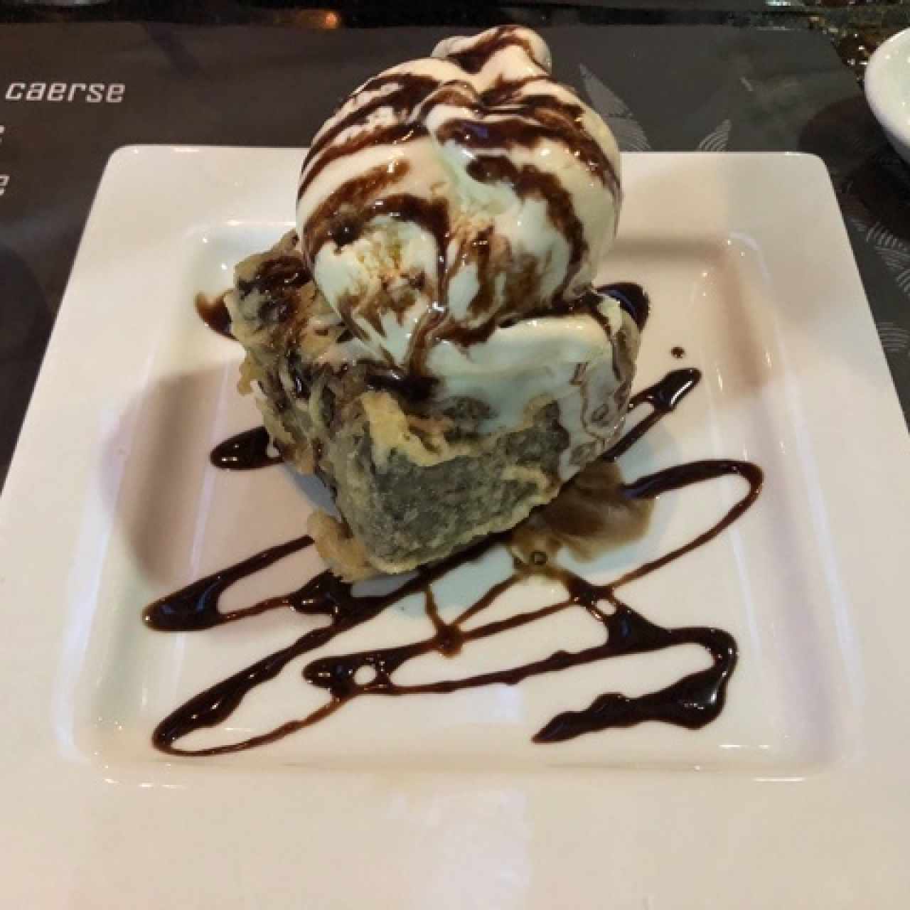 Brownie Tempura con Helado