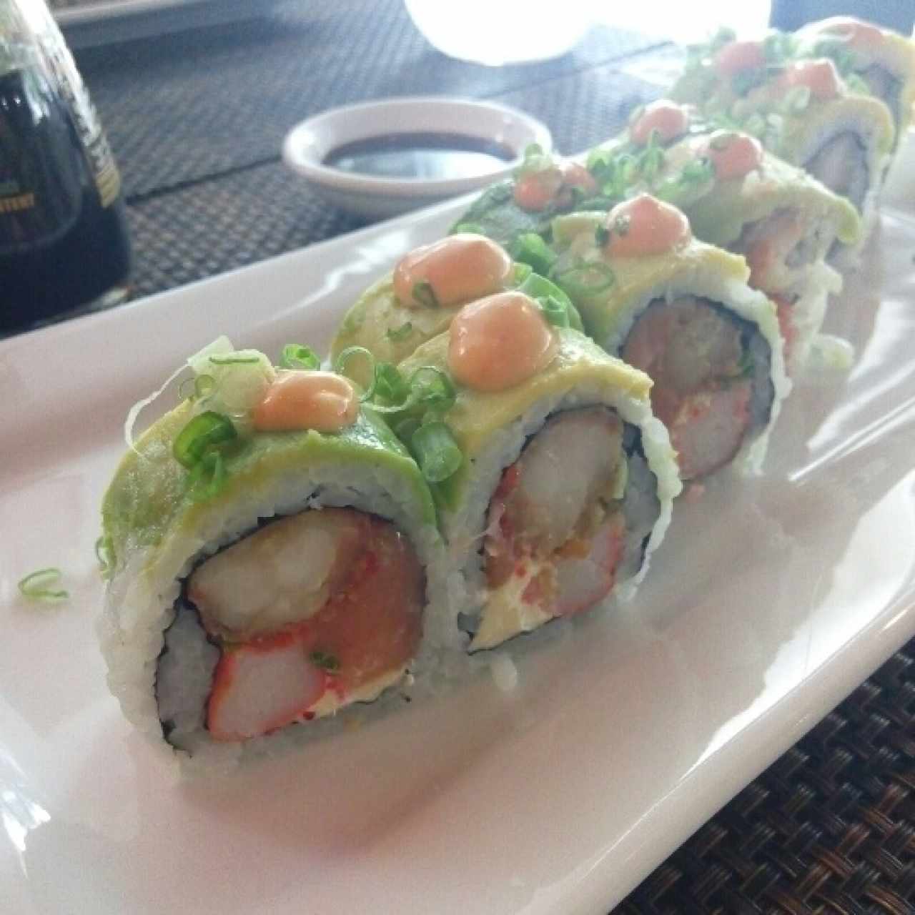 Dragon roll