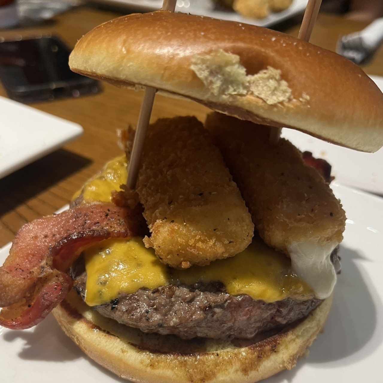 Burgers - CHEESY BACON CHEESEBURGER