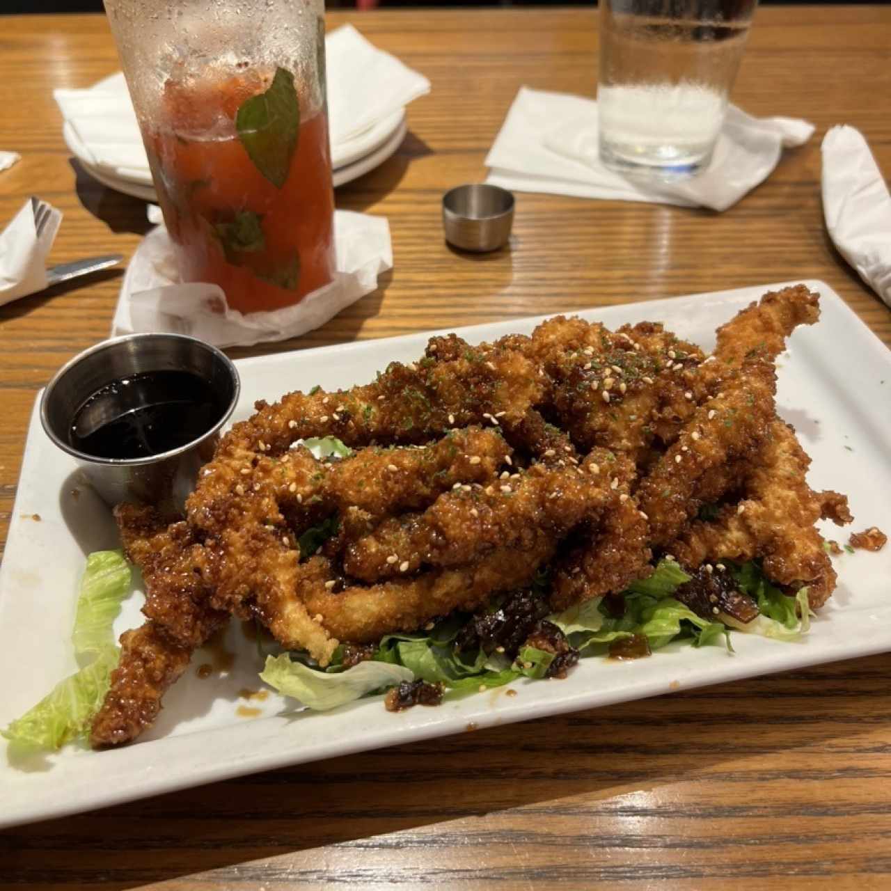 FRIDAYS SIGNATURE WHISKEY-GLAZED SESAME CHICKEN STRIPS