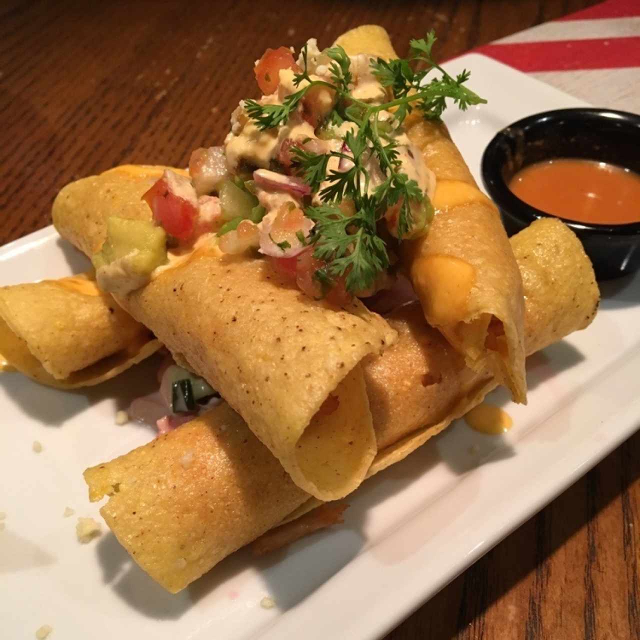 🆕 Taquitos de pollo