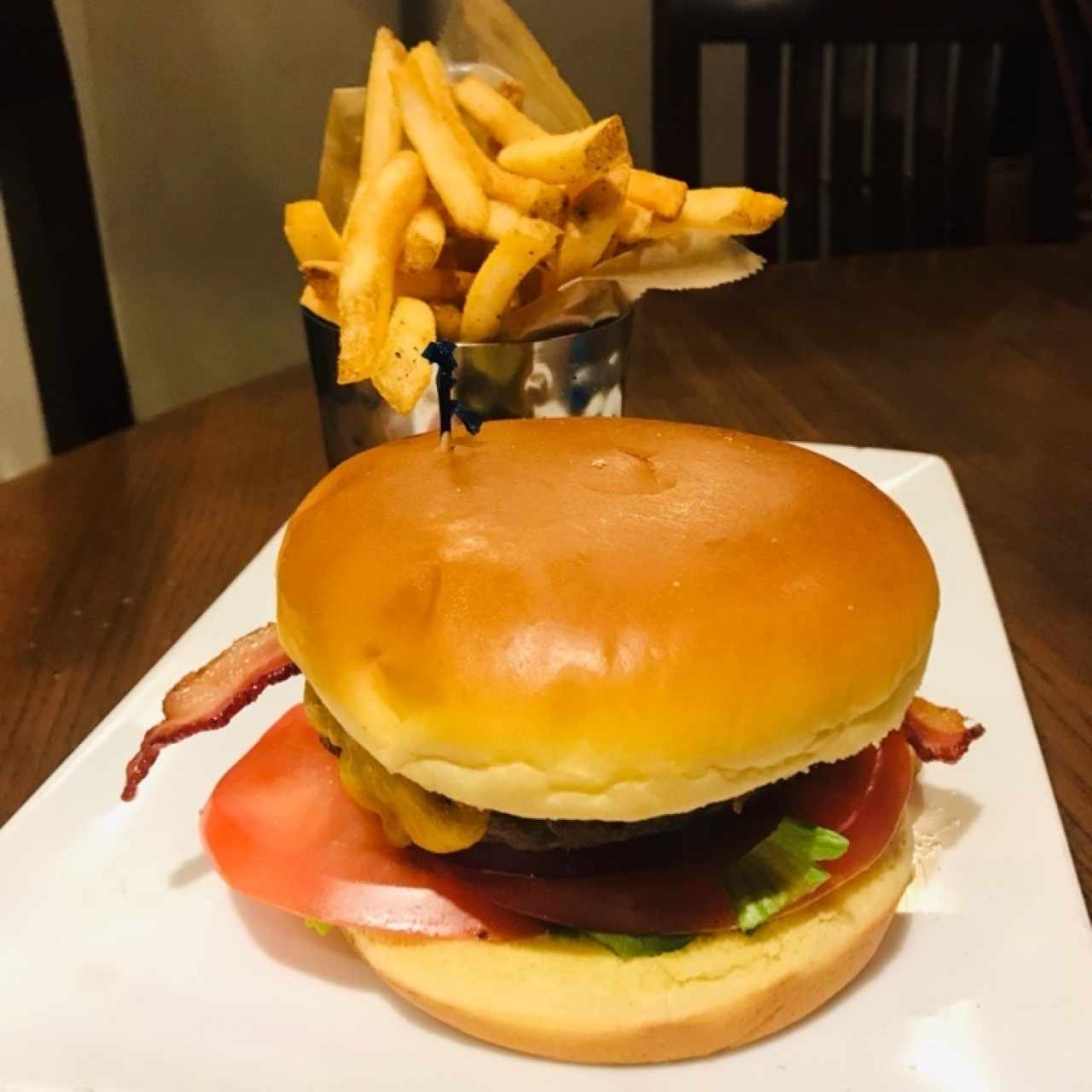 Friday’s Classic Burger 