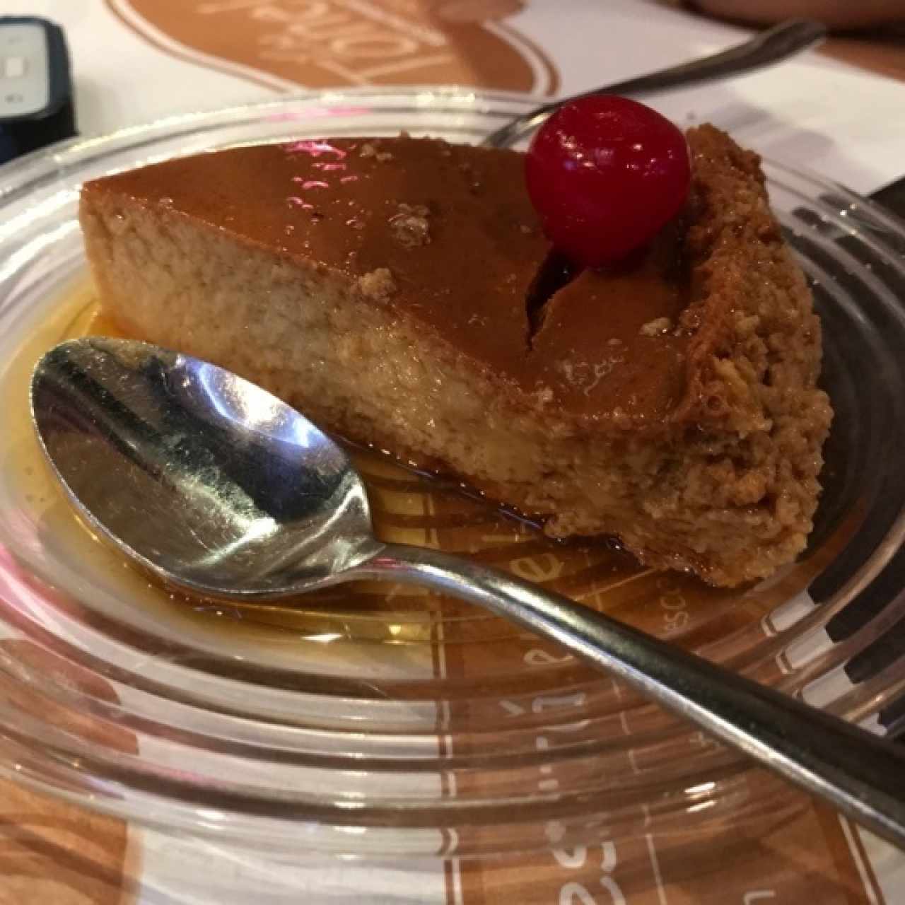 Flan de la casa (Vainilla con Caramelo) 