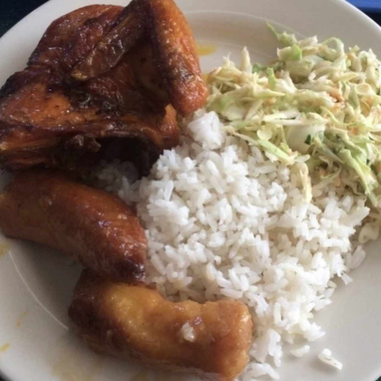 Pollo asado con arroz
