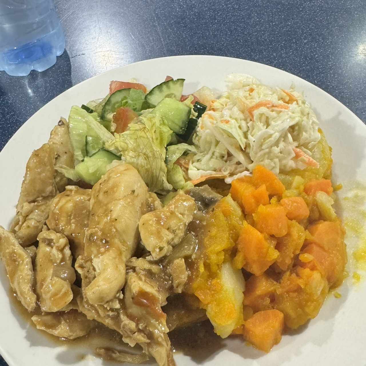 Fajitas de pollo con 3 acompañamientos