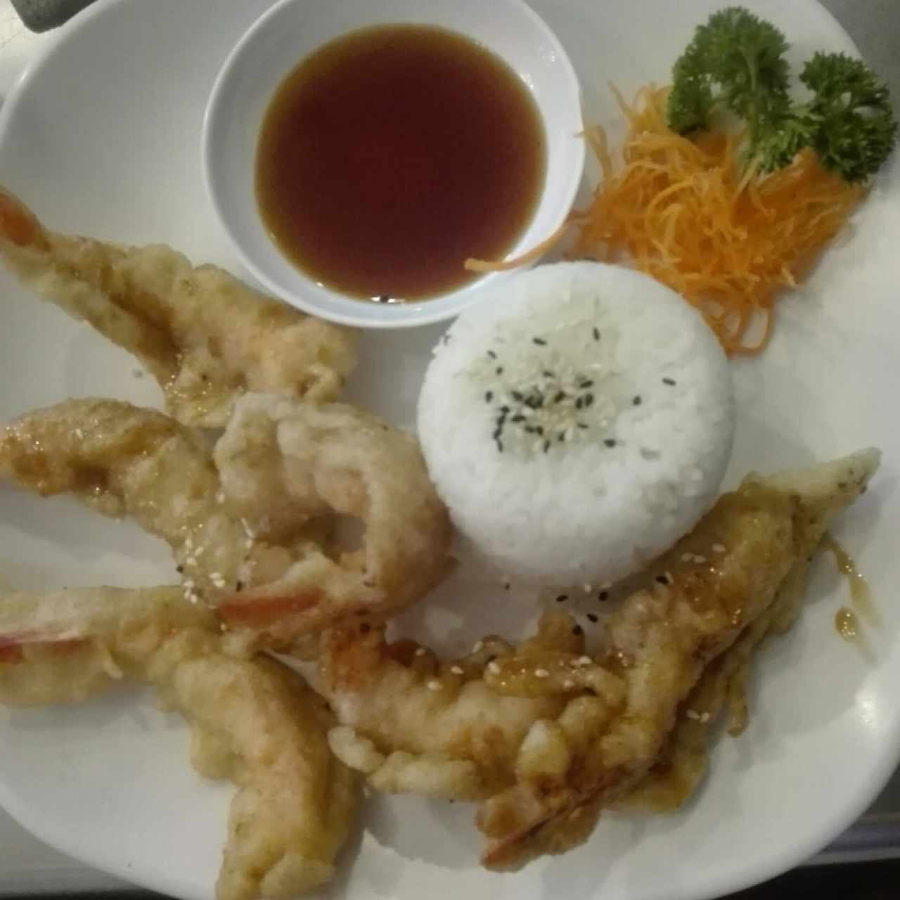 camarones teriyaki tempura con arroz gohan