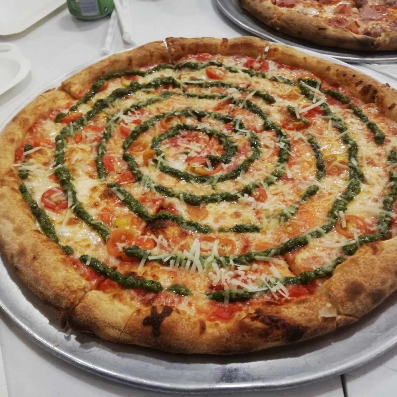 Pizzas Rojas - Pesto