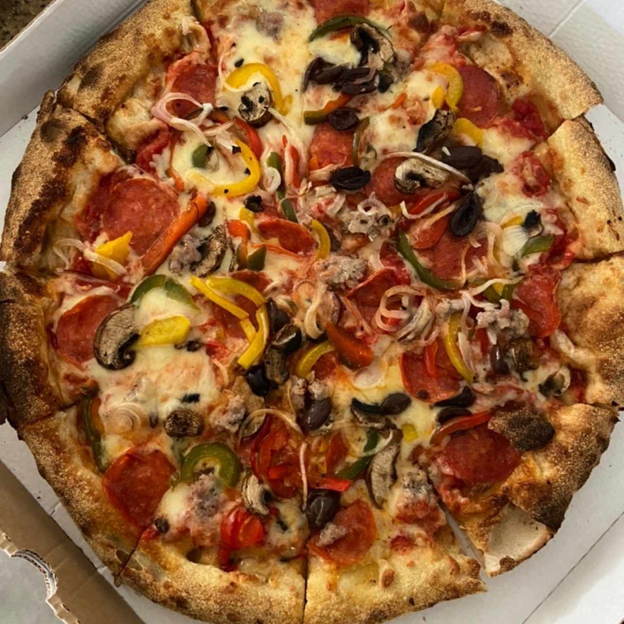 Pizzas Rojas - Combinación