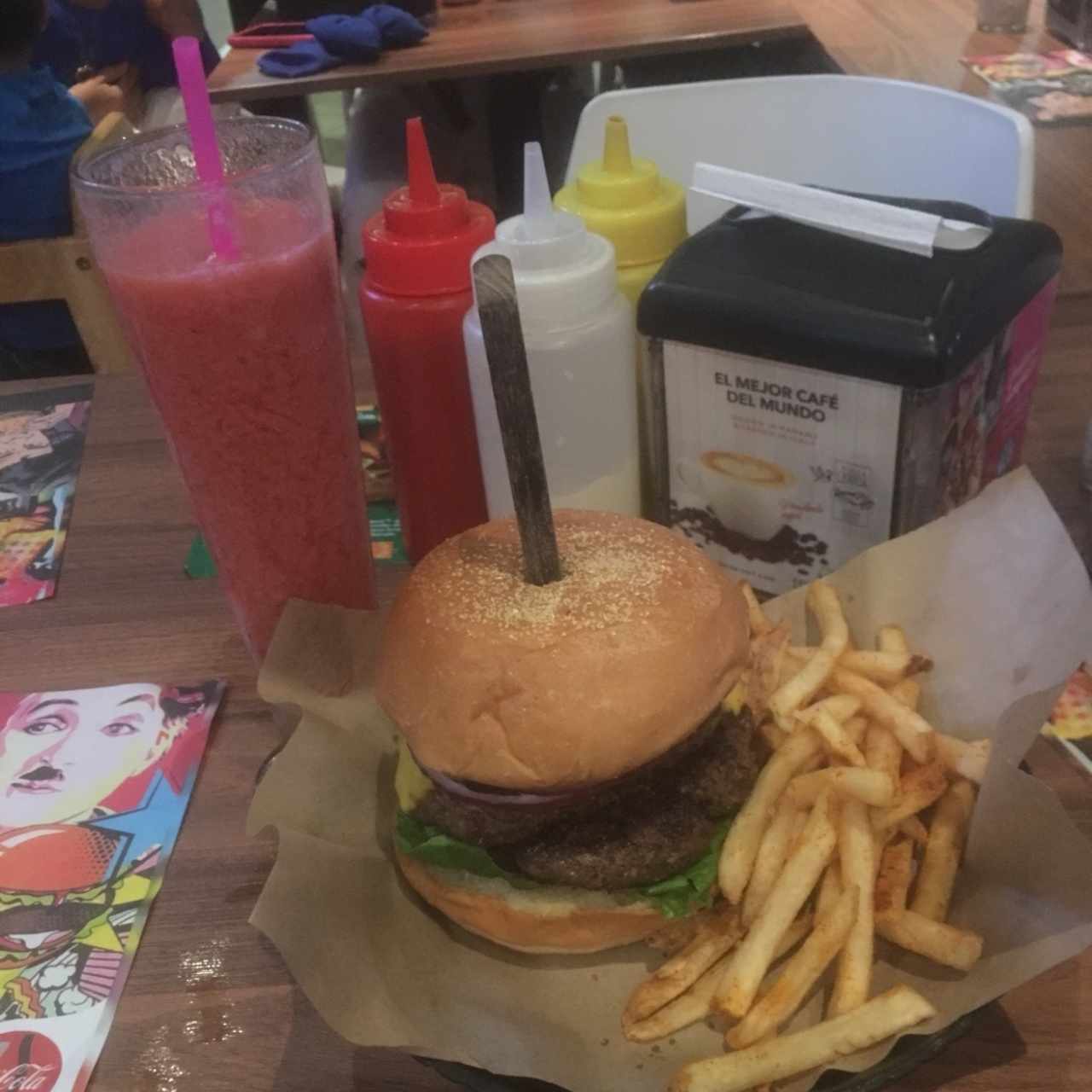 xxxL burger