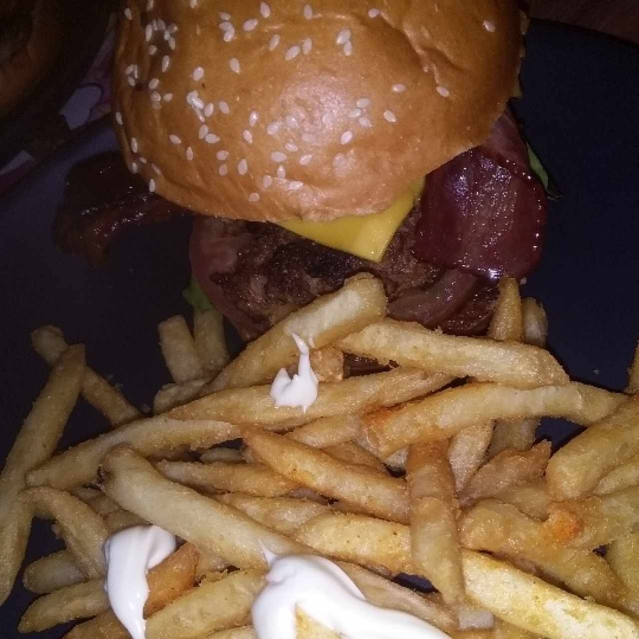 Burgers Clásicas - American Cheese Bacon