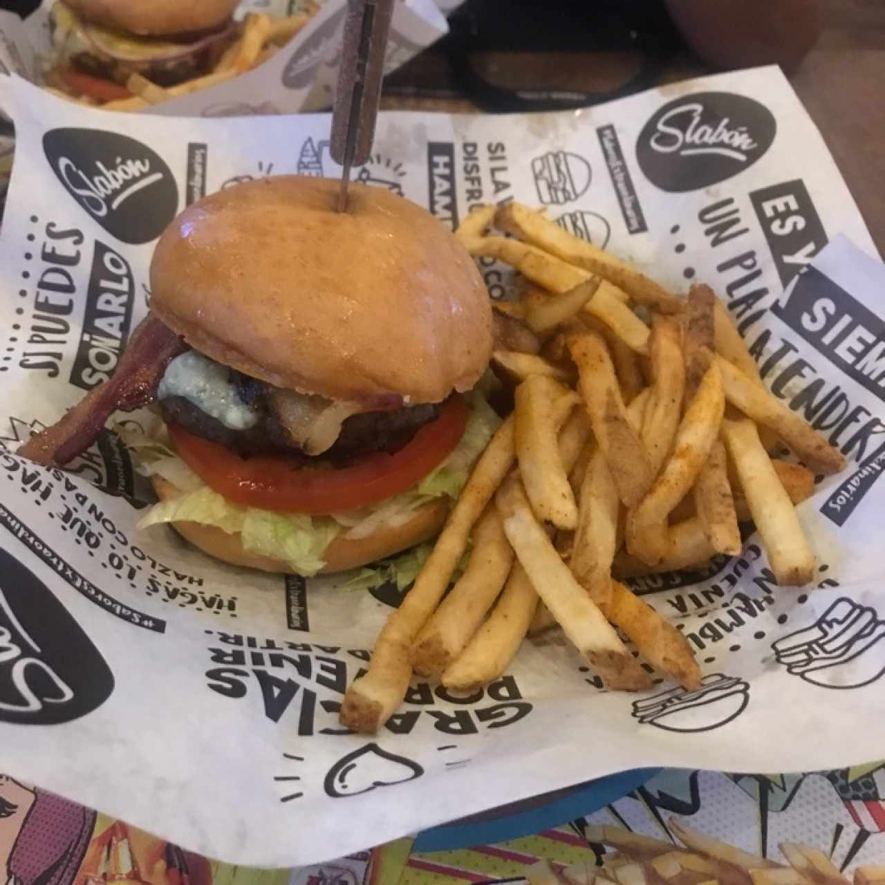 blue cheese bacon burger 