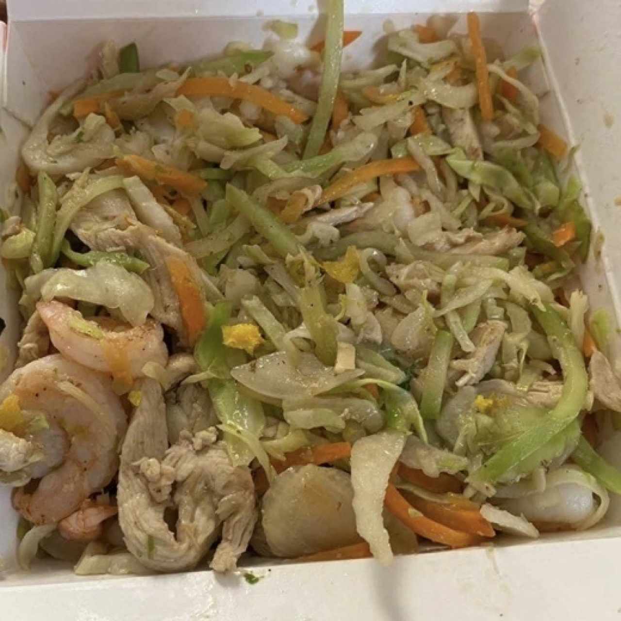 Chow mein  de pollo