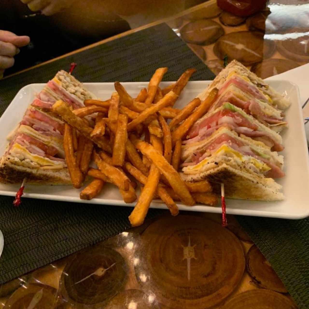 Emparedados - Club sandwich