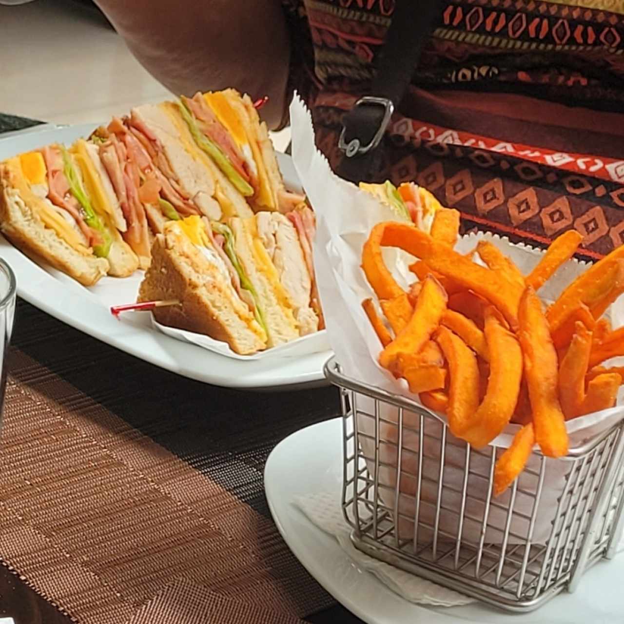 Emparedados - Club sandwich